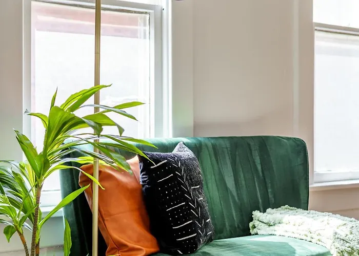 Jungle House Historic Lofts - Downtown Free Parking Сasa de vacaciones