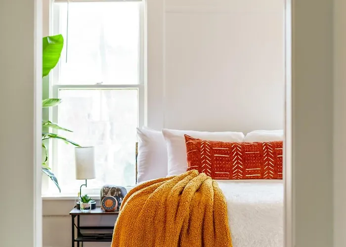 Jungle House Historic Lofts - Downtown Free Parking Сasa de vacaciones *