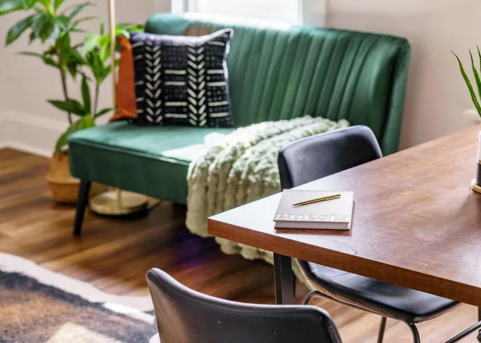Сasa de vacaciones Jungle House Historic Lofts - Downtown Free Parking *