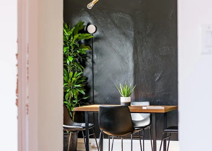 Jungle House Historic Lofts - Downtown Free Parking Сasa de vacaciones *