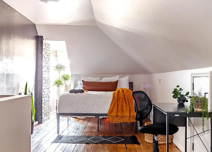 Jungle House Historic Lofts - Downtown Free Parking Сasa de vacaciones *
