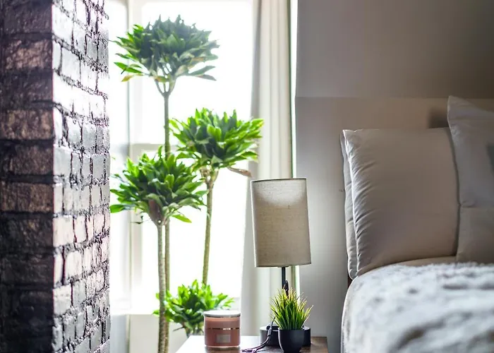Сasa de vacaciones Jungle House Historic Lofts - Downtown Free Parking