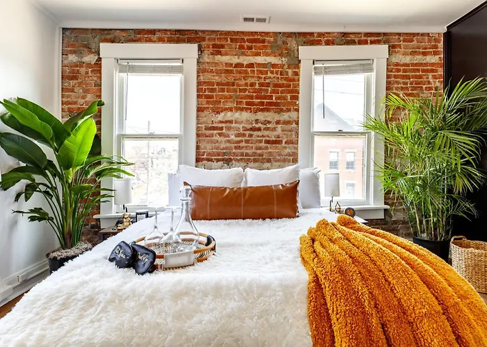Сasa de vacaciones Jungle House Historic Lofts - Downtown Free Parking *